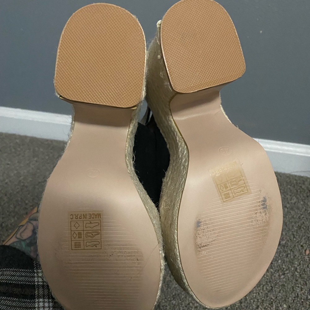 Platform espadrilles - Picture 2 of 2